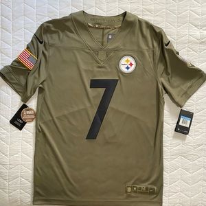 Steelers “ Salute to service “ Jersey.